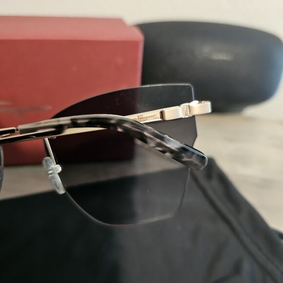 Salvatore Ferragamo SF223S Rimless Butterfly Sunglasses Rose Gold Gray Designer - Picture 11 of 14